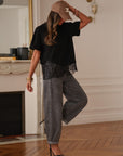 Tee-shirt noir en dentelle