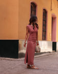 Robe longue Maia vieux rose, col rond et fentes latérales (vue 7)