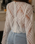 Top Suzie blanc en dentelle et perles manches longues (vue 9)
