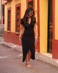 Robe noire manches courtes avec col V effet cache cœur (vue 9)