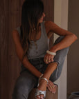 Top Indra gris