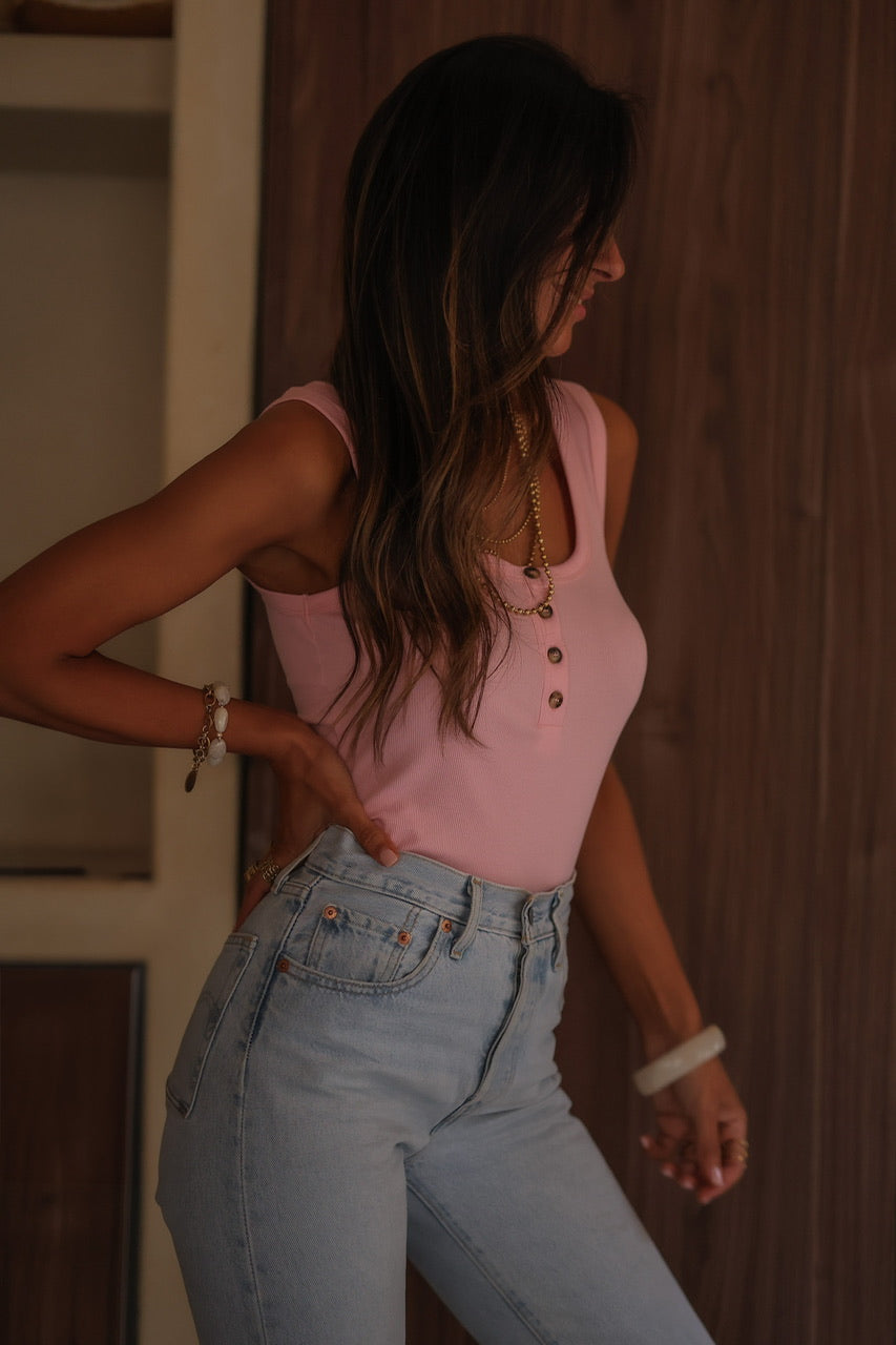 Top Indra rose
