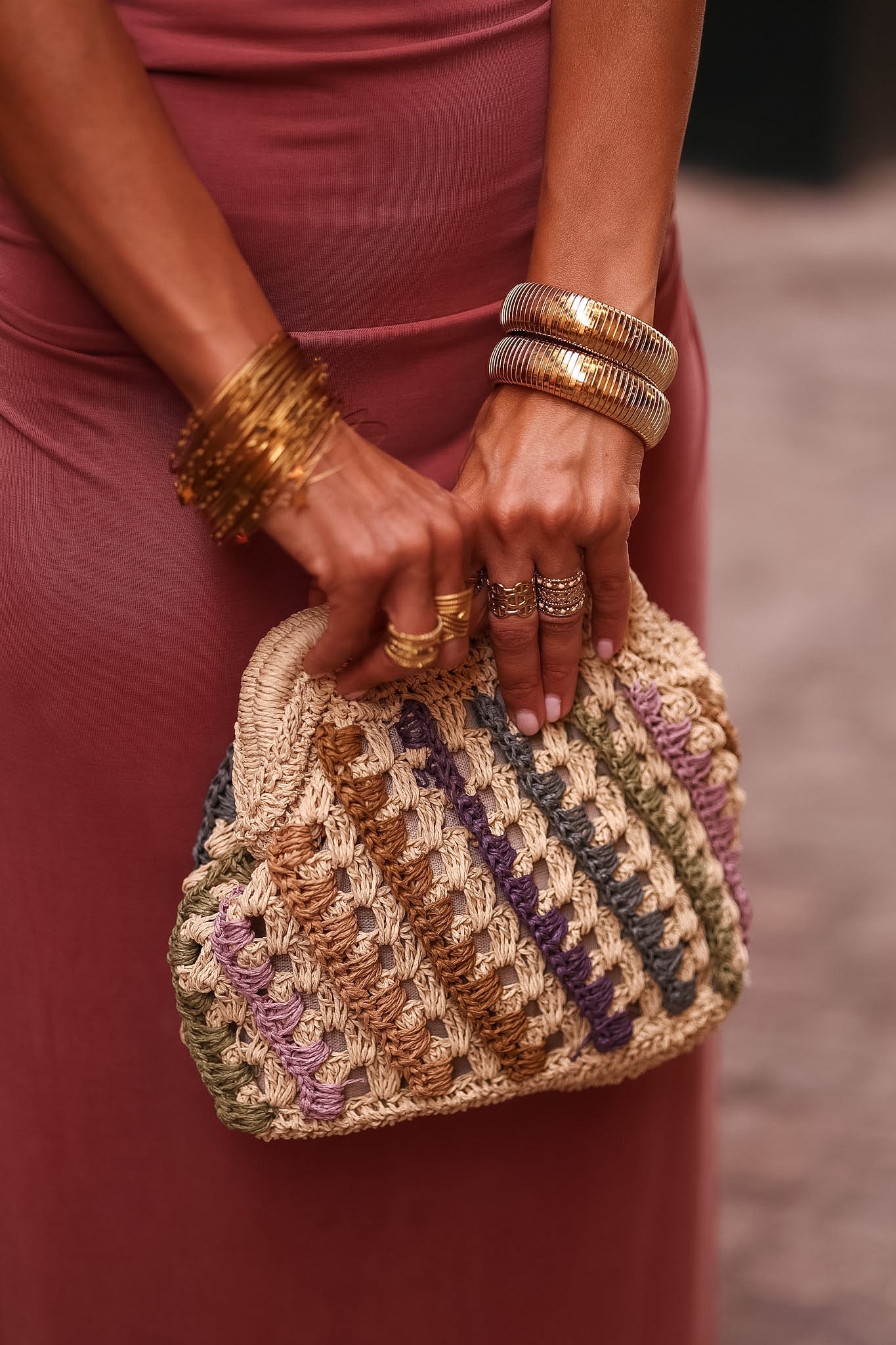 Pochette Isla beige en raphia et chaîne dorée (vue 4)