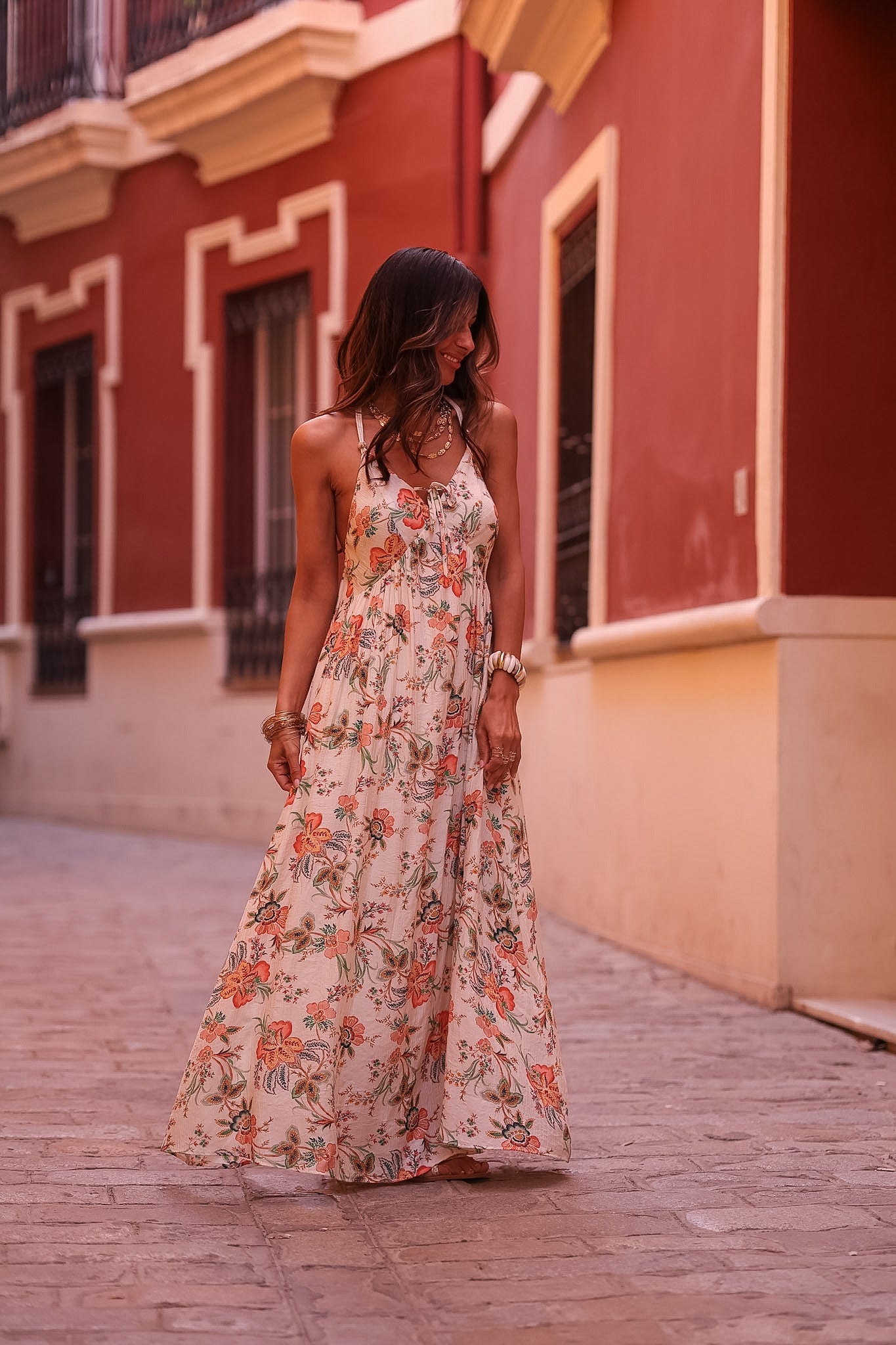Robe Carlina robe femme longue imprimee fleurie col v dos tresse