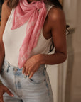 Bandana rose imprimé grand foulard