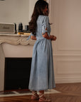 Robe longue femme en jean bleu clair col V boutonnée (vue 7)