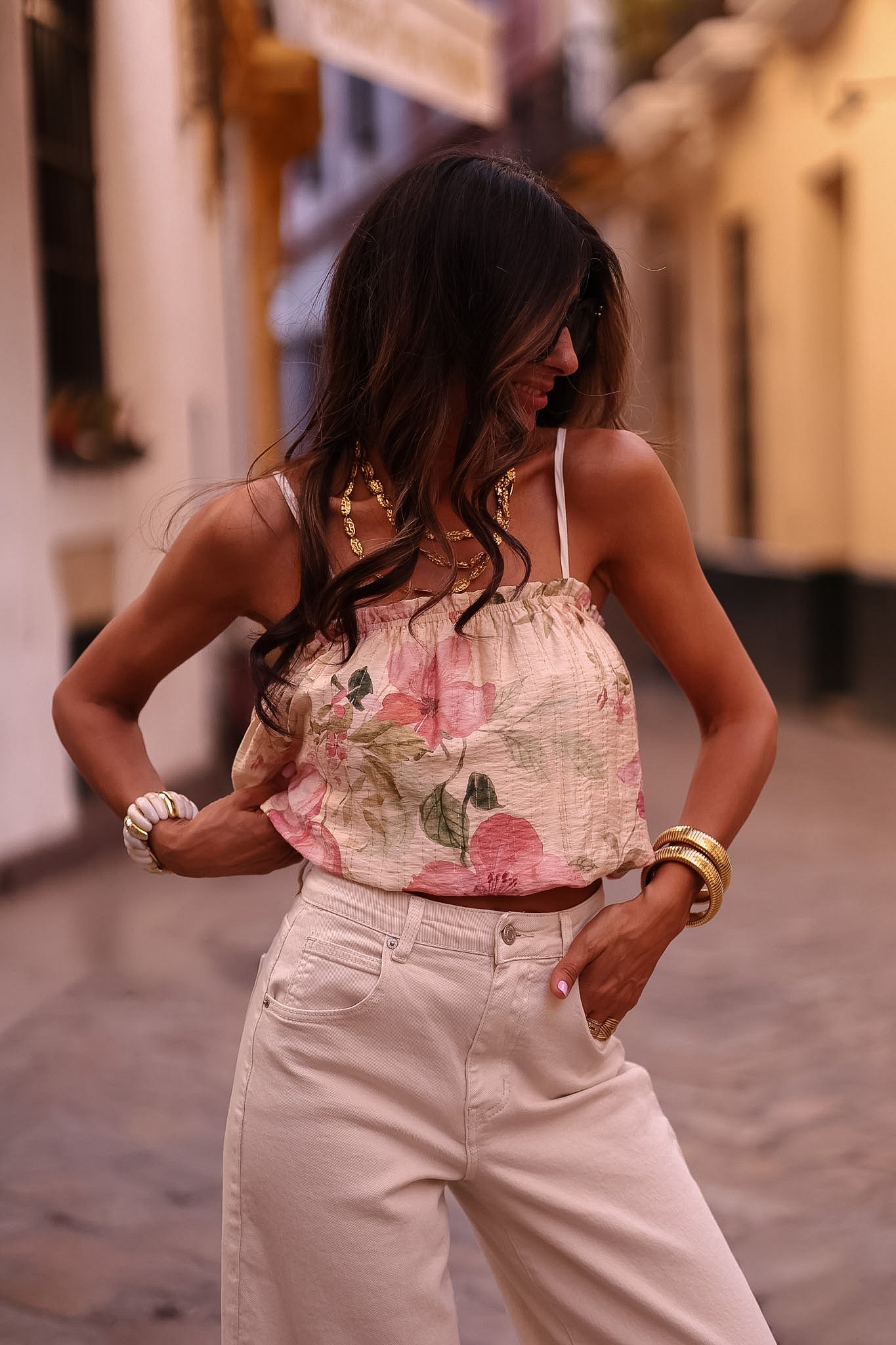 Top Naha à fleurs
