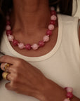 Collier femme à perles roses réglable en acier inoxydable (vue 3)