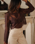 Top Suzie choco en dentelle avec perles manches longues