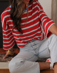Tee-shirt Judy à rayures rouge avec nœud dans le dos