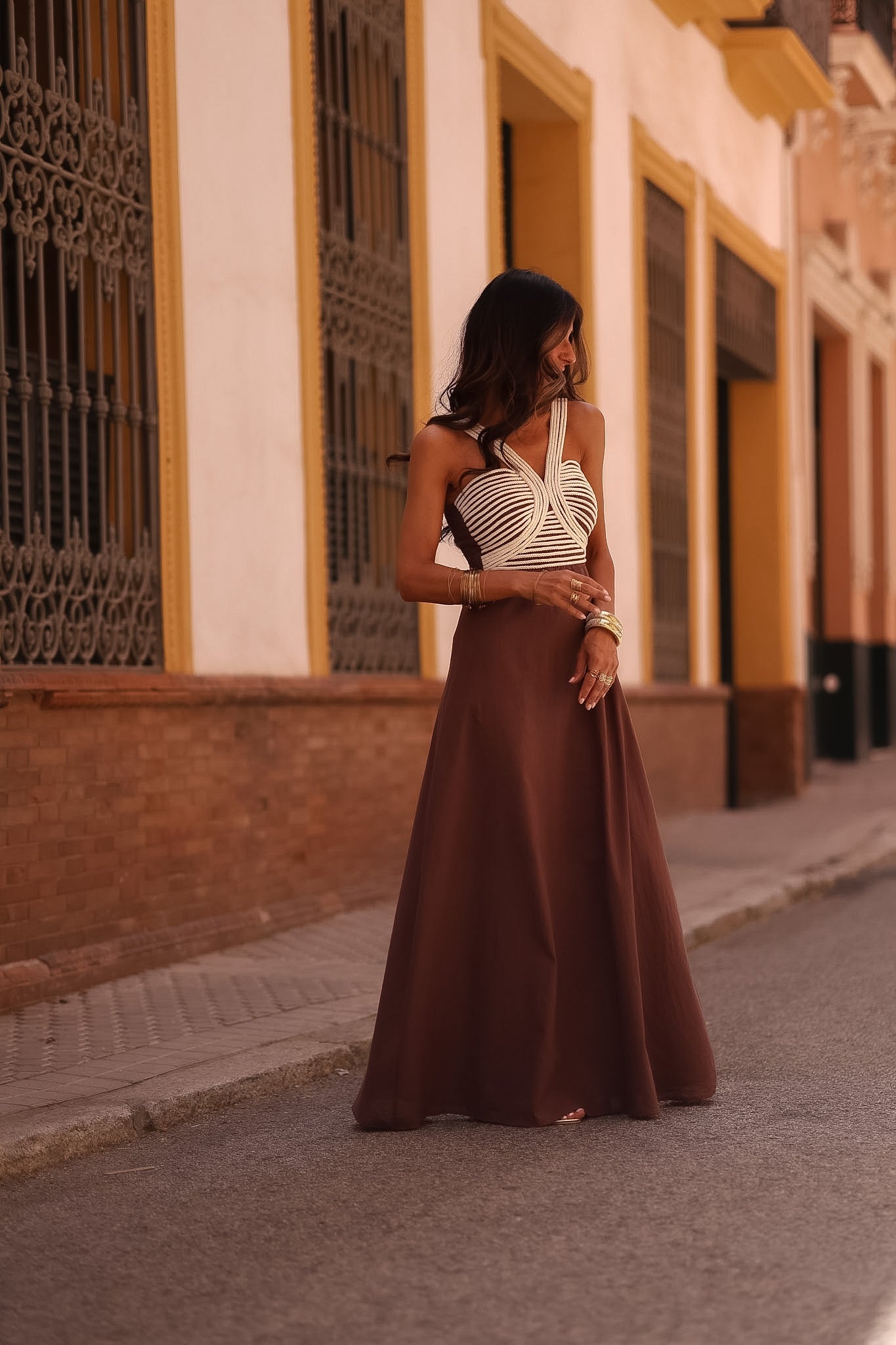 Robe femme chocolat longue avec bustier cordes écrues tressées Calypso